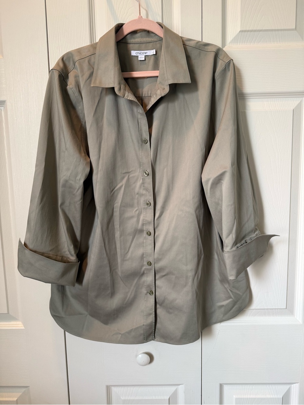 # Chico's XL No-Iron Stretch Button-Down 3/4 Sleeve Shirt - Picture 3 of 7
